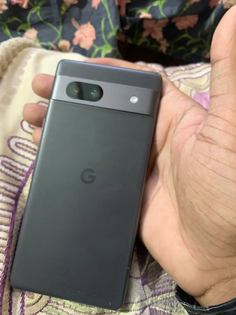 Google Pixel 7a 2