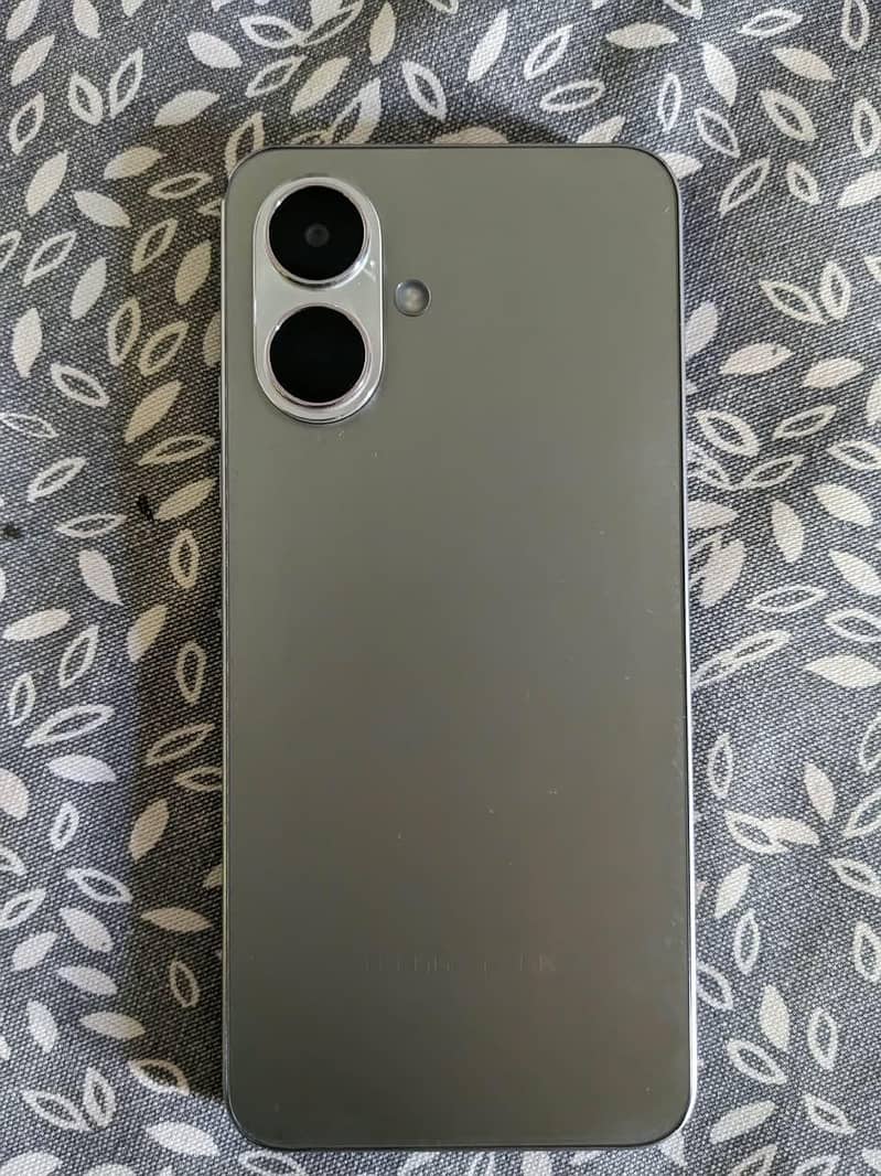 Tecno Spark Go 2 3