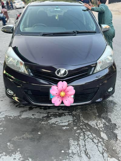 Toyota Vitz 2013
