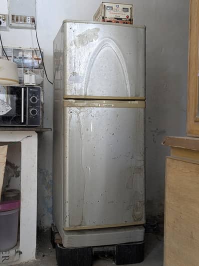 Dawlance Refrigerator