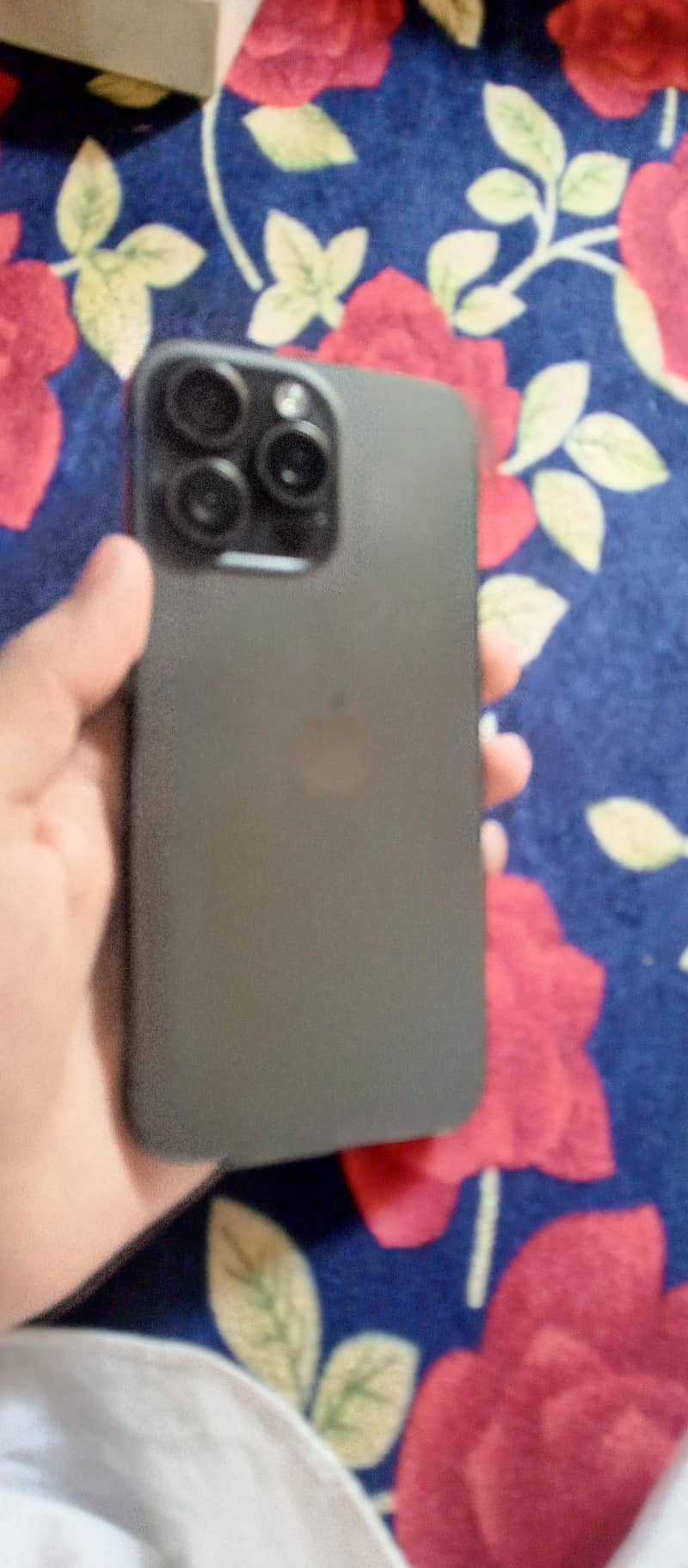 Apple iPhone 15 Pro Max jv 3
