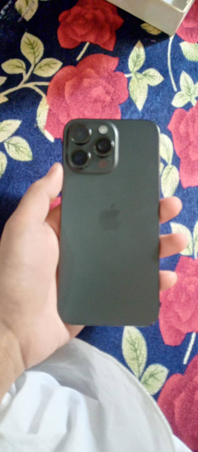 Apple iPhone 15 Pro Max jv 5
