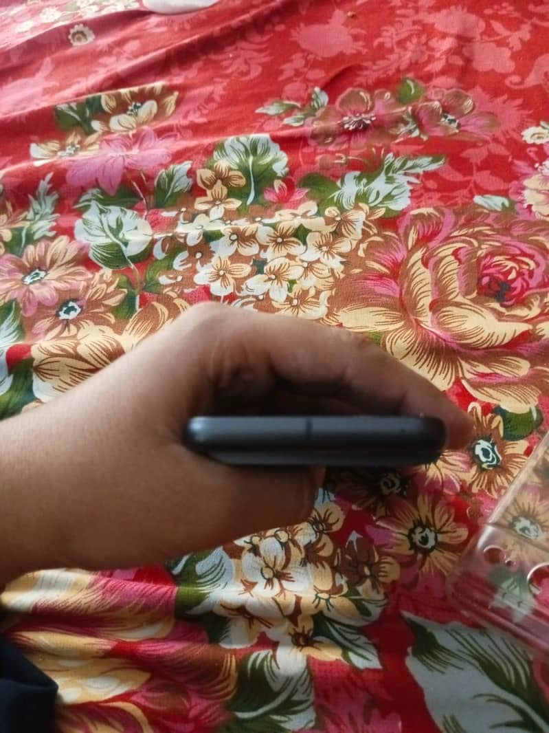 Google Pixel 8 2