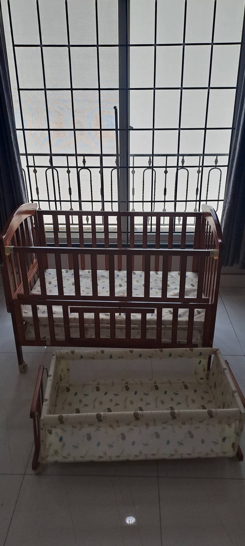 Baby Cot 0