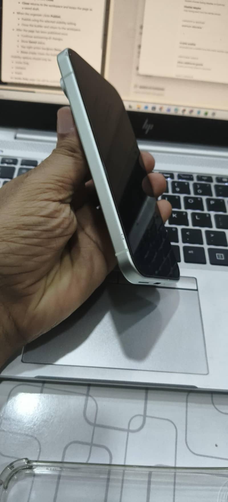 Google Pixel 9 4