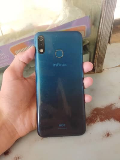 Infinix Hot 8 Lite
