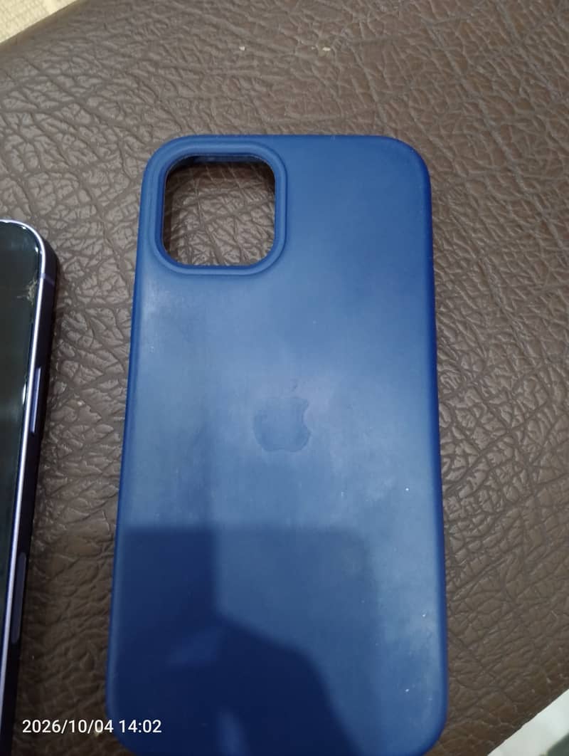 Apple iPhone 12 mini 3