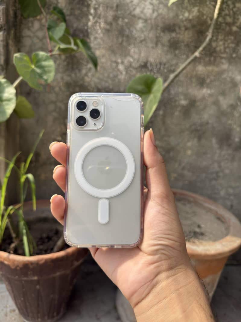Apple iPhone 11 Pro 6