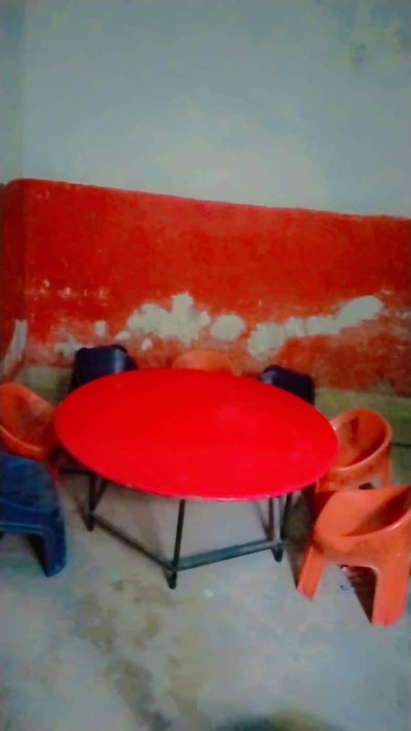 Table Chair 1