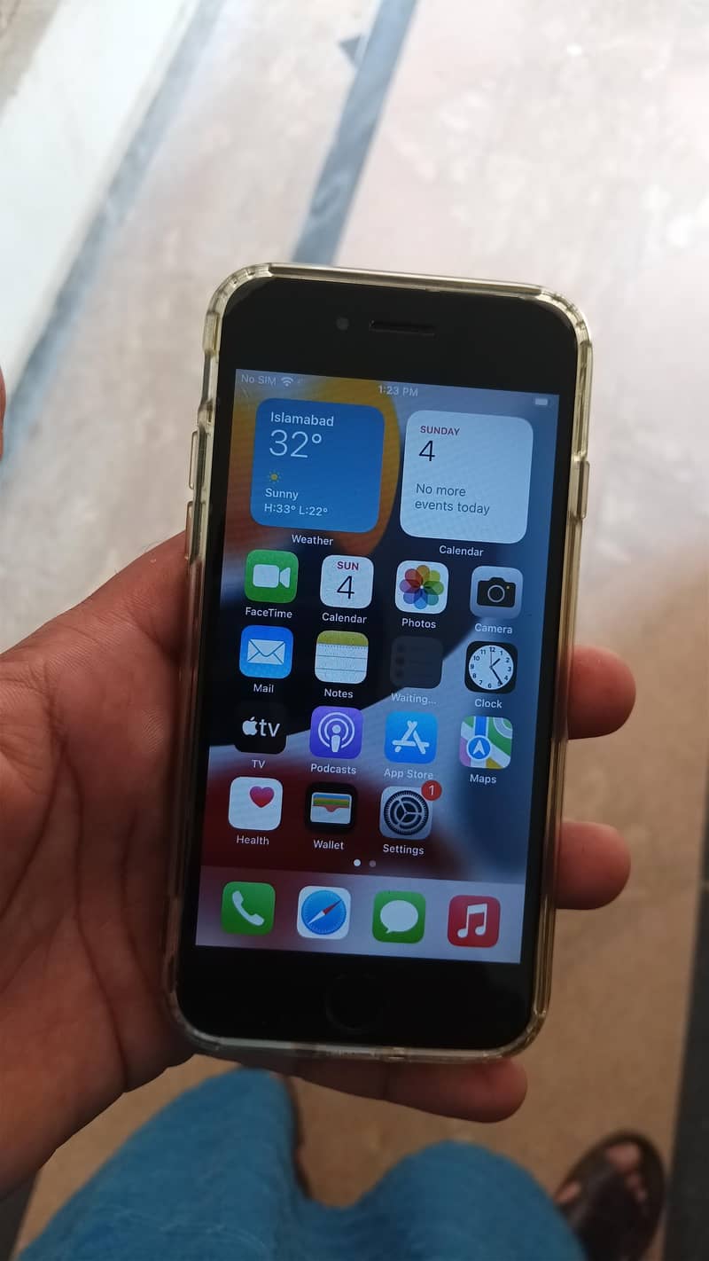 Apple iPhone 7 Sim Glitch 1