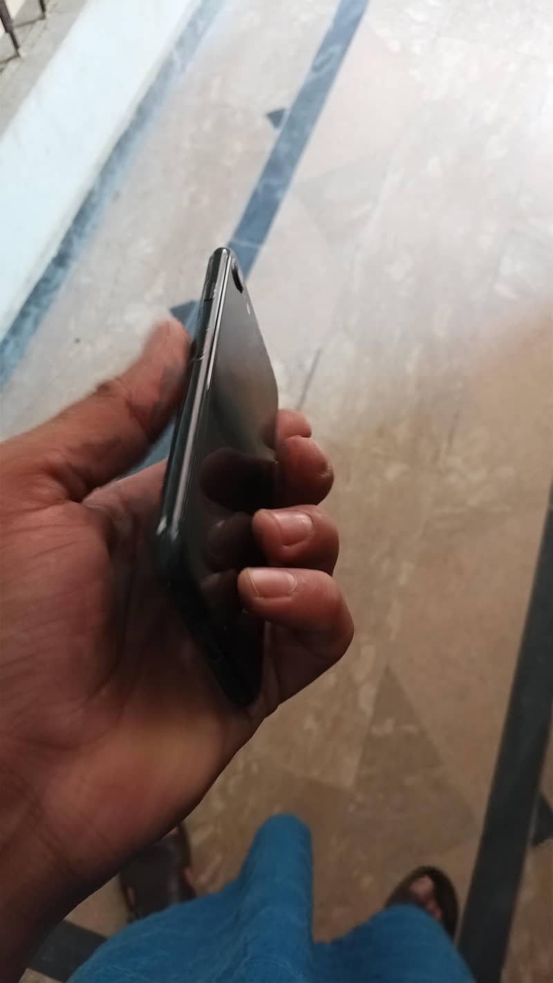 Apple iPhone 7 Sim Glitch 7