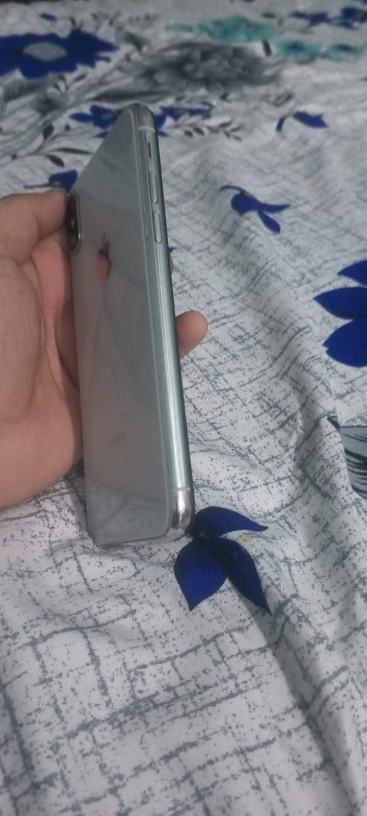 Apple iPhone X 2