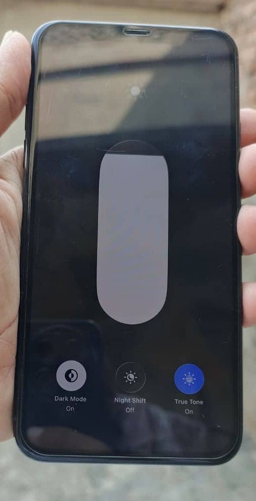 Apple iPhone 11 Pro Max 6