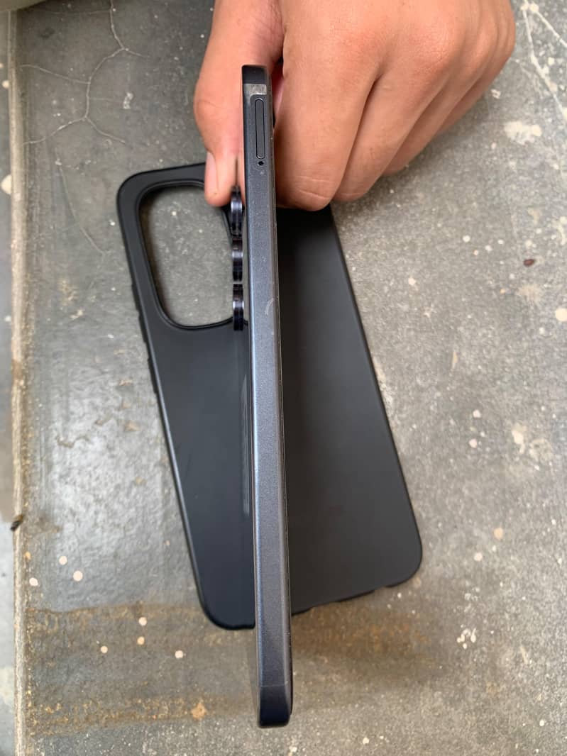 Tecno spark 40 pro 3