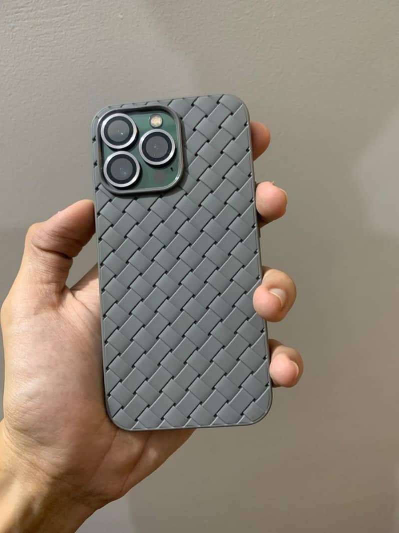 Apple iPhone 13 Pro 0