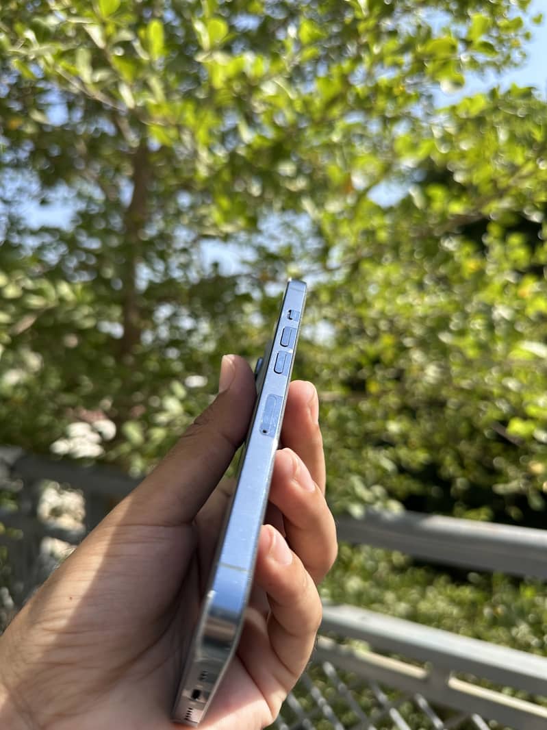 Apple iPhone 13 Pro 4