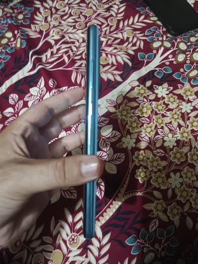 Samsung Mobile A72