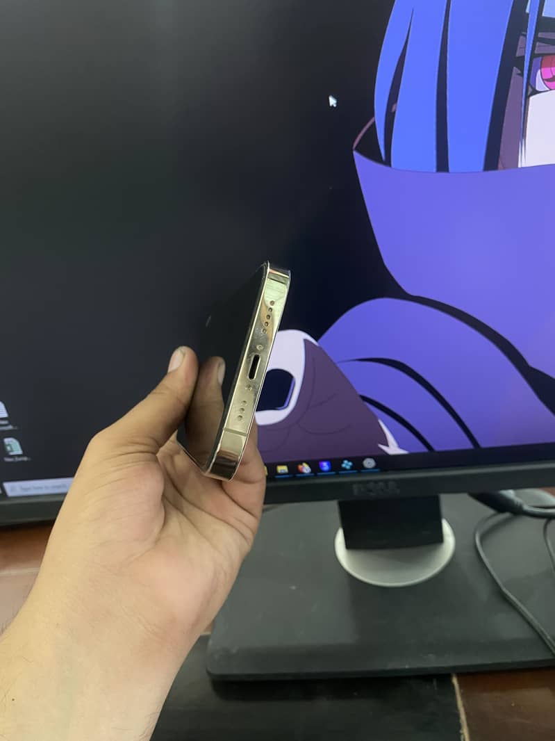 Apple iPhone 14 Pro 3