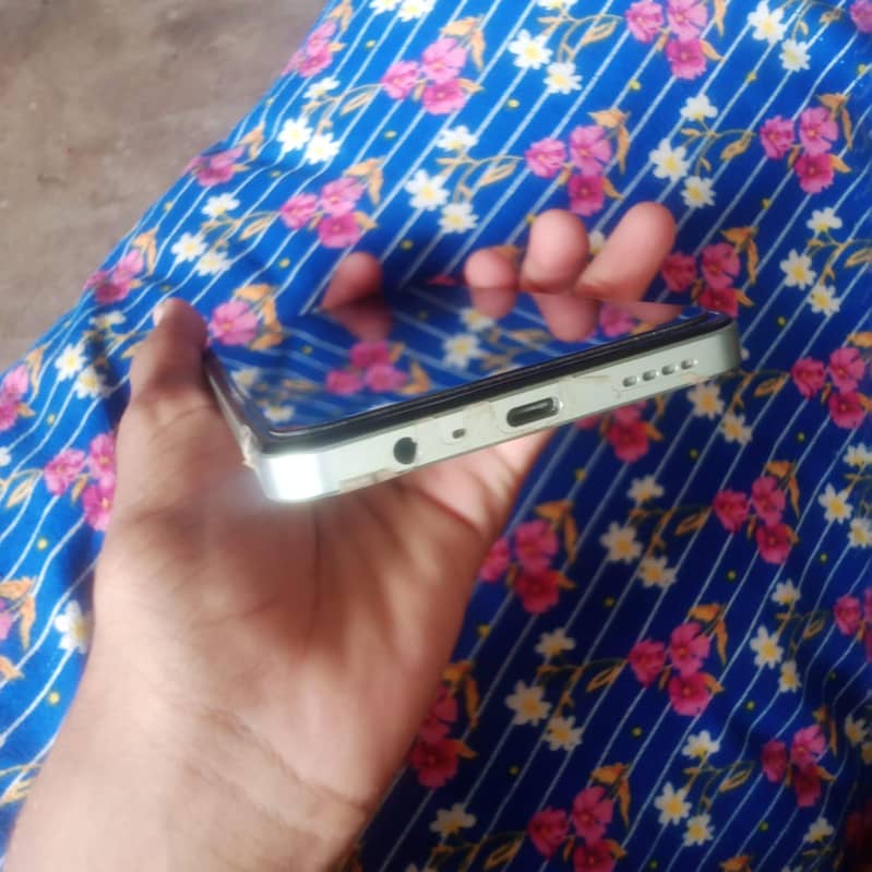 Realme Note 60x 3