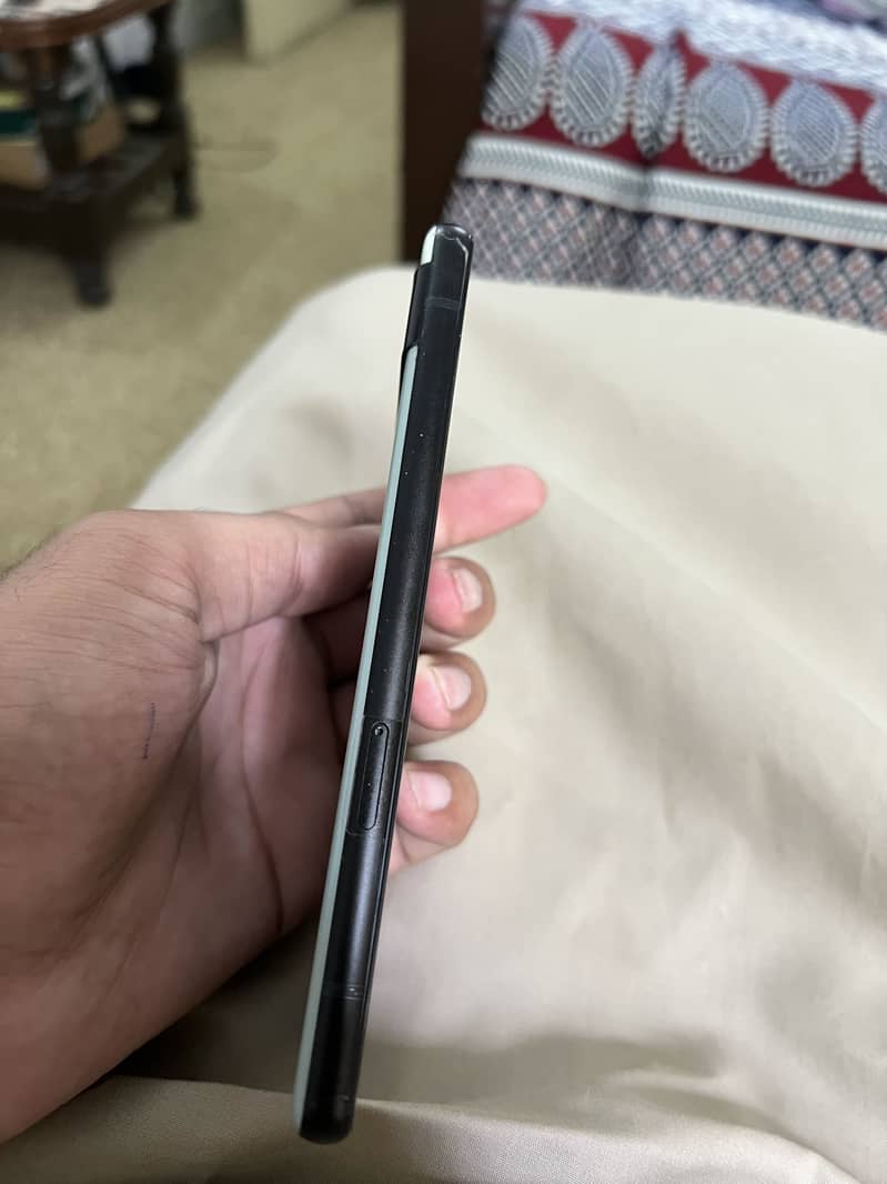 Google Pixel 6a 1