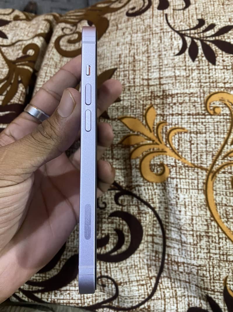 Apple iPhone 14 1