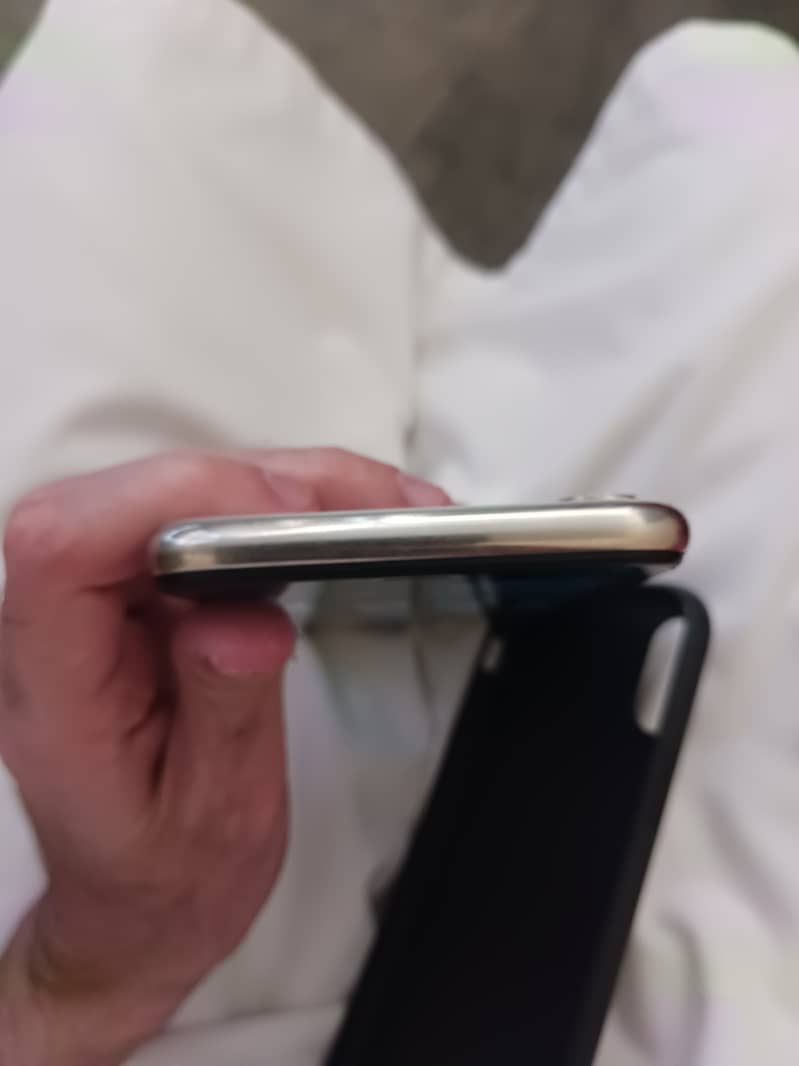 Apple iPhone X 2