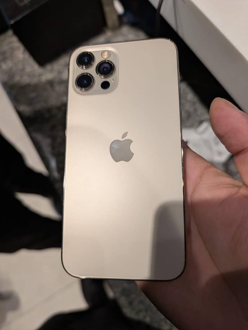Apple iPhone 12 Pro 0