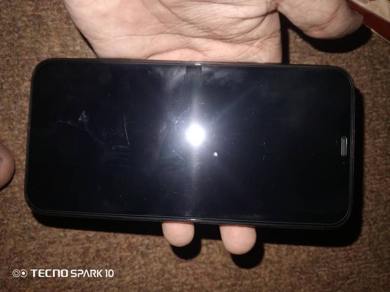 Apple iPhone 11 Pro Max 2