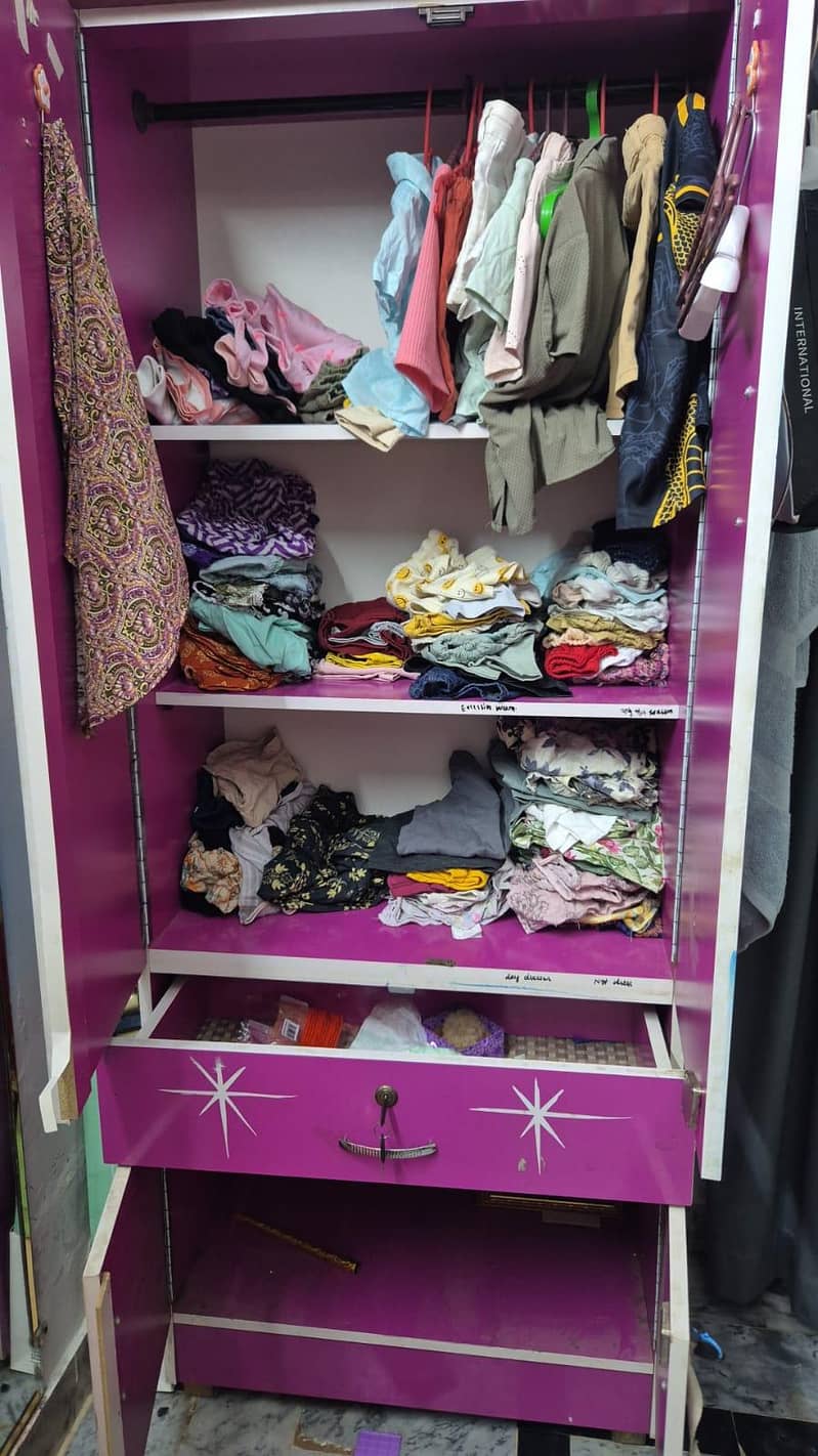 wardrobe Barbie 1