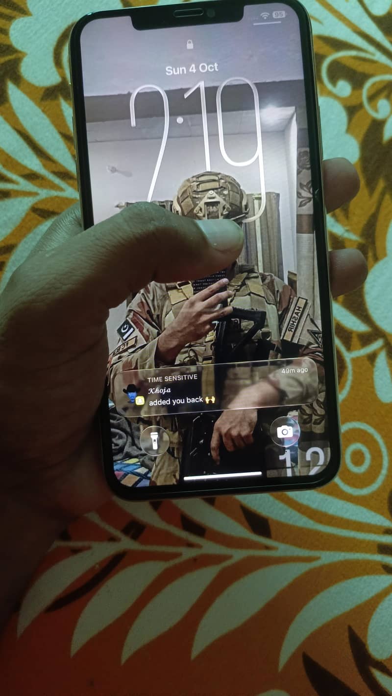 Apple iPhone 11 Pro Max 4