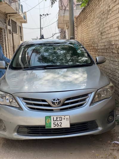 Toyota Corolla GLI 2011