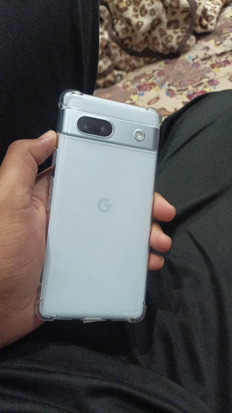 Google Pixel 7a 2