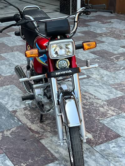 Honda CD 70 2026
