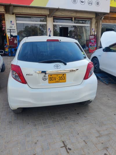 Toyota Vitz 2012