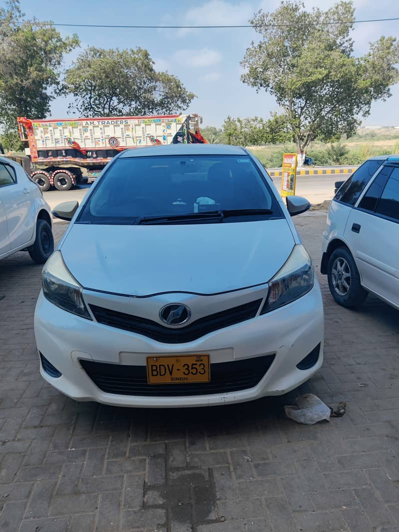 Toyota Vitz 2012 6