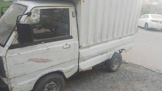 Pick up for sale bharay hood ke sath tubless tyre hain