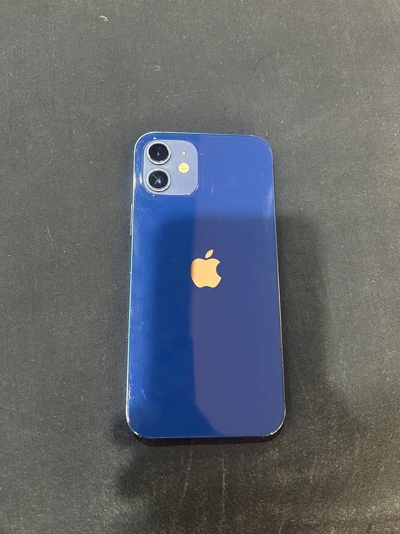 Apple iPhone 12 3