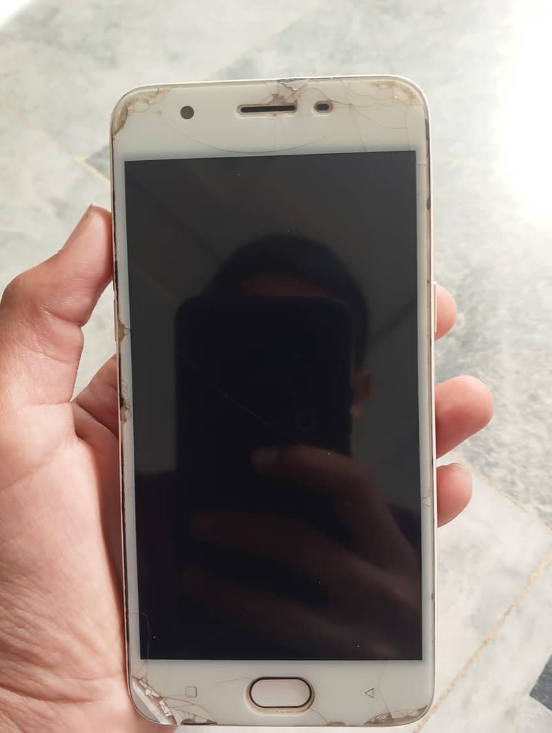 OPPO A57 0