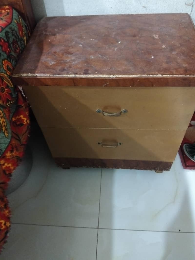bed dressing side table 2