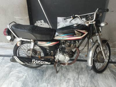 Honda 125 (2015) read description carefully