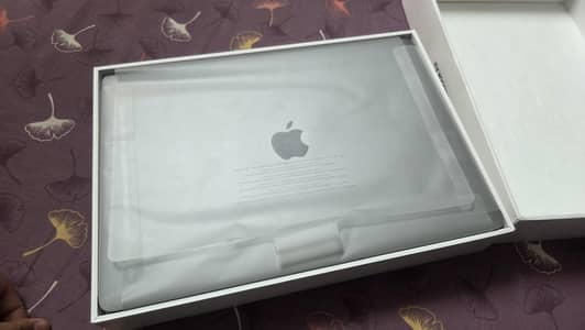 Macbook Air M1 | 16 GB | 512 GB - Just Like New