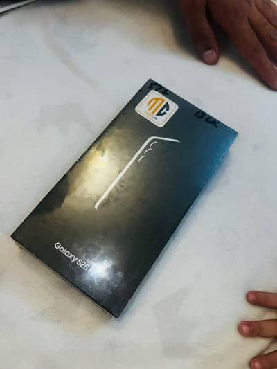Samsung Mobile S25 FE