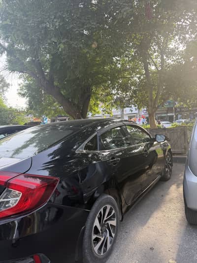 Honda civic full option ug