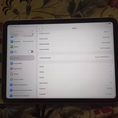 I pad 11 gen A 16 For sale only 3 months use like box pack
