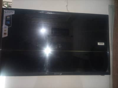 Samsung 32 Inch LED TV – Like New / Unused