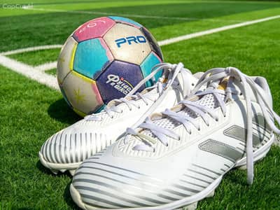 Adidas Freak MD 20 Football Cleats Size 42