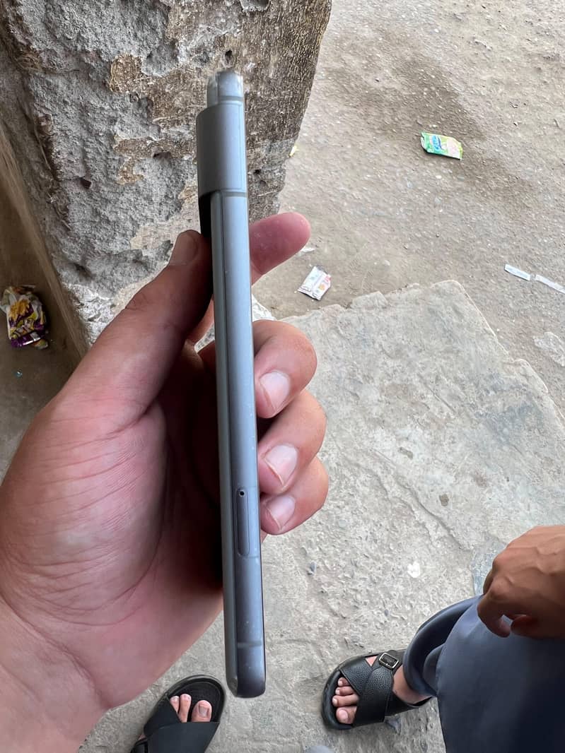 Google Pixel 8 3