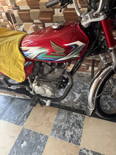 Urgent for sale demand 2 lac honda 125 model 2023