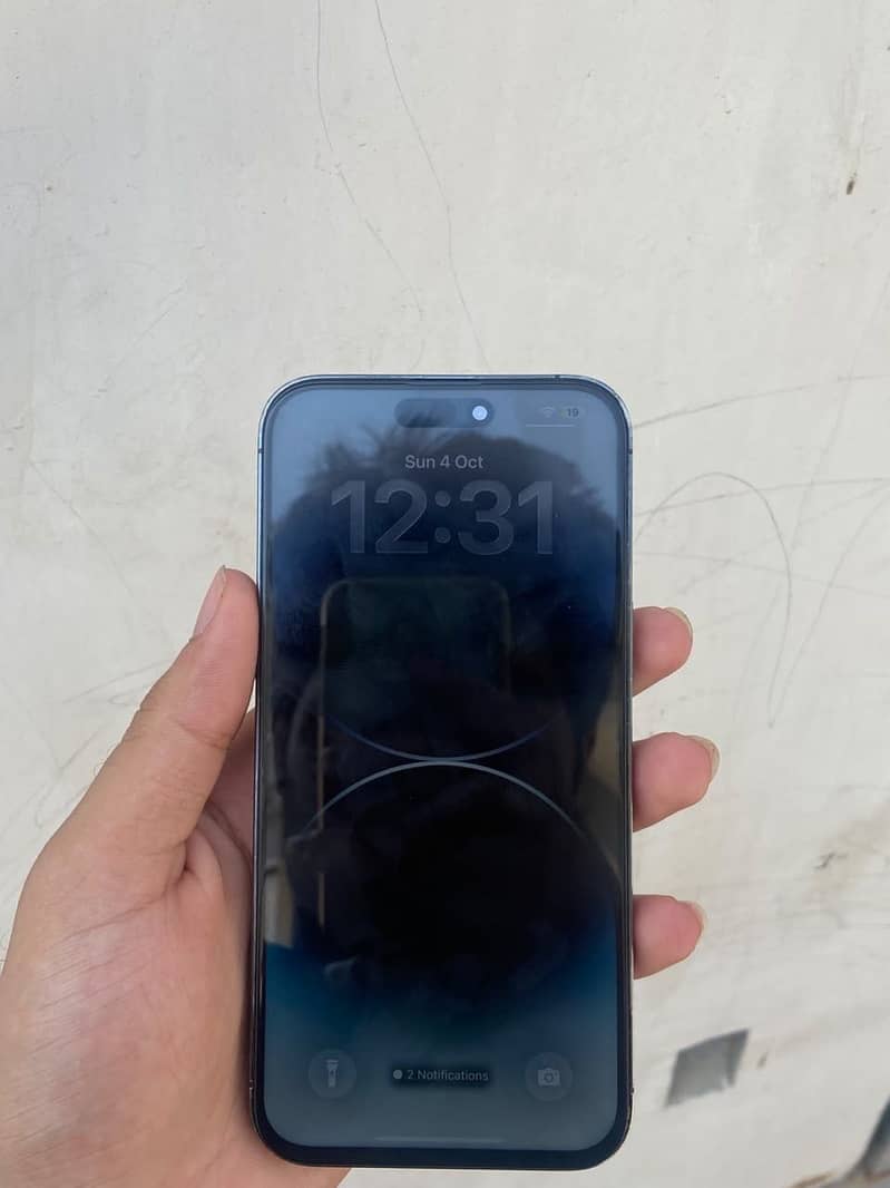 Apple iPhone 14 Pro Max 1