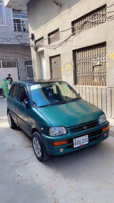 Daihatsu Cuore 2001